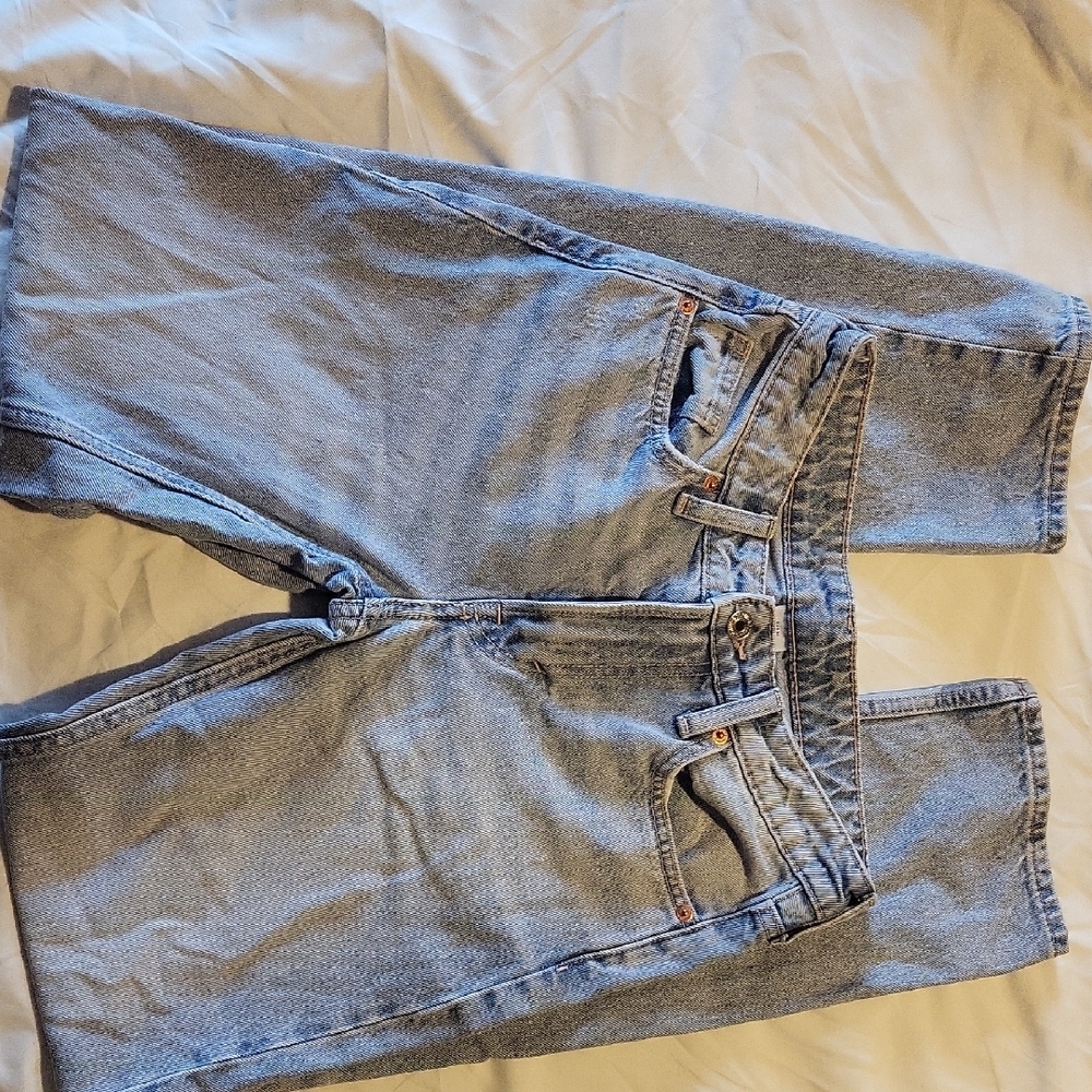 Stylish Denim Women's Straight Leg Jeans